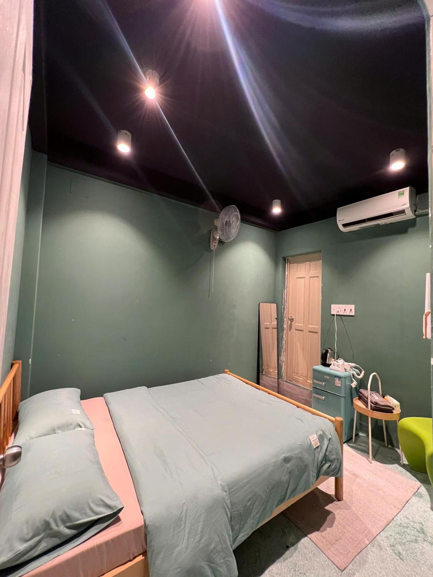 Meow & Cafe 2 Khách sạn TP. Hồ Chí Minh